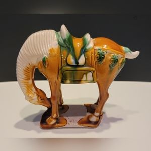 Vintage Tang Dynasty style Chinese Ceramic Horse Figurine Brown & Cream 4 75"
